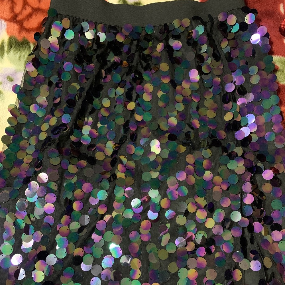 Avon/Mark Black Sparkle Lined Skirt